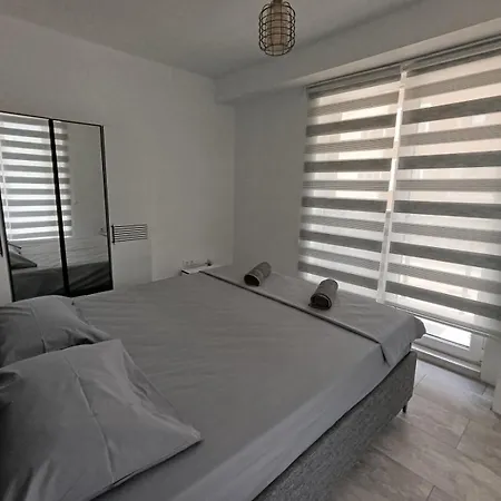 Including Parking Place Apartment *